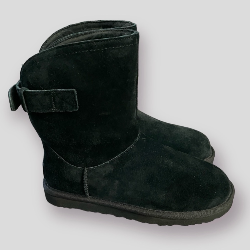 UGG Remora Water Resistant Boots S6